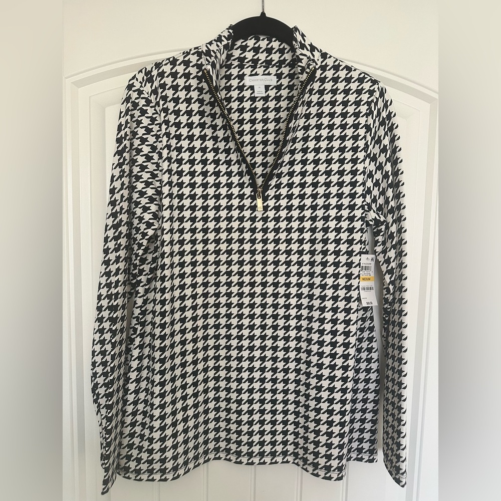 🌟 BRAND NEW - NEVER WORN 🌟

Charter Club long sleeve top